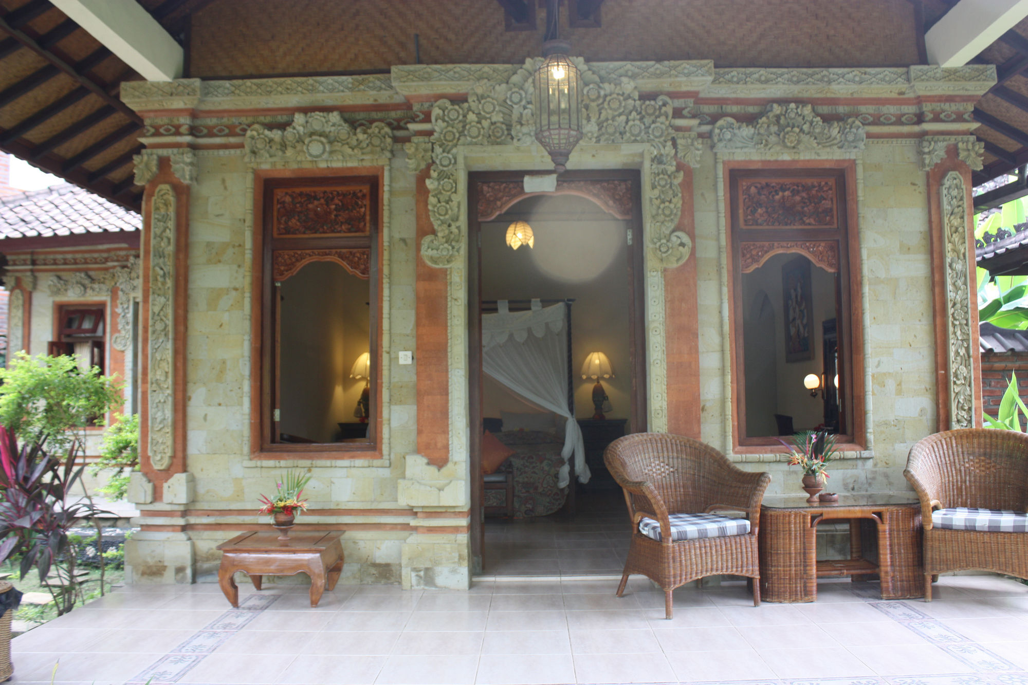 Rambutan Hotel Ловина Экстерьер фото