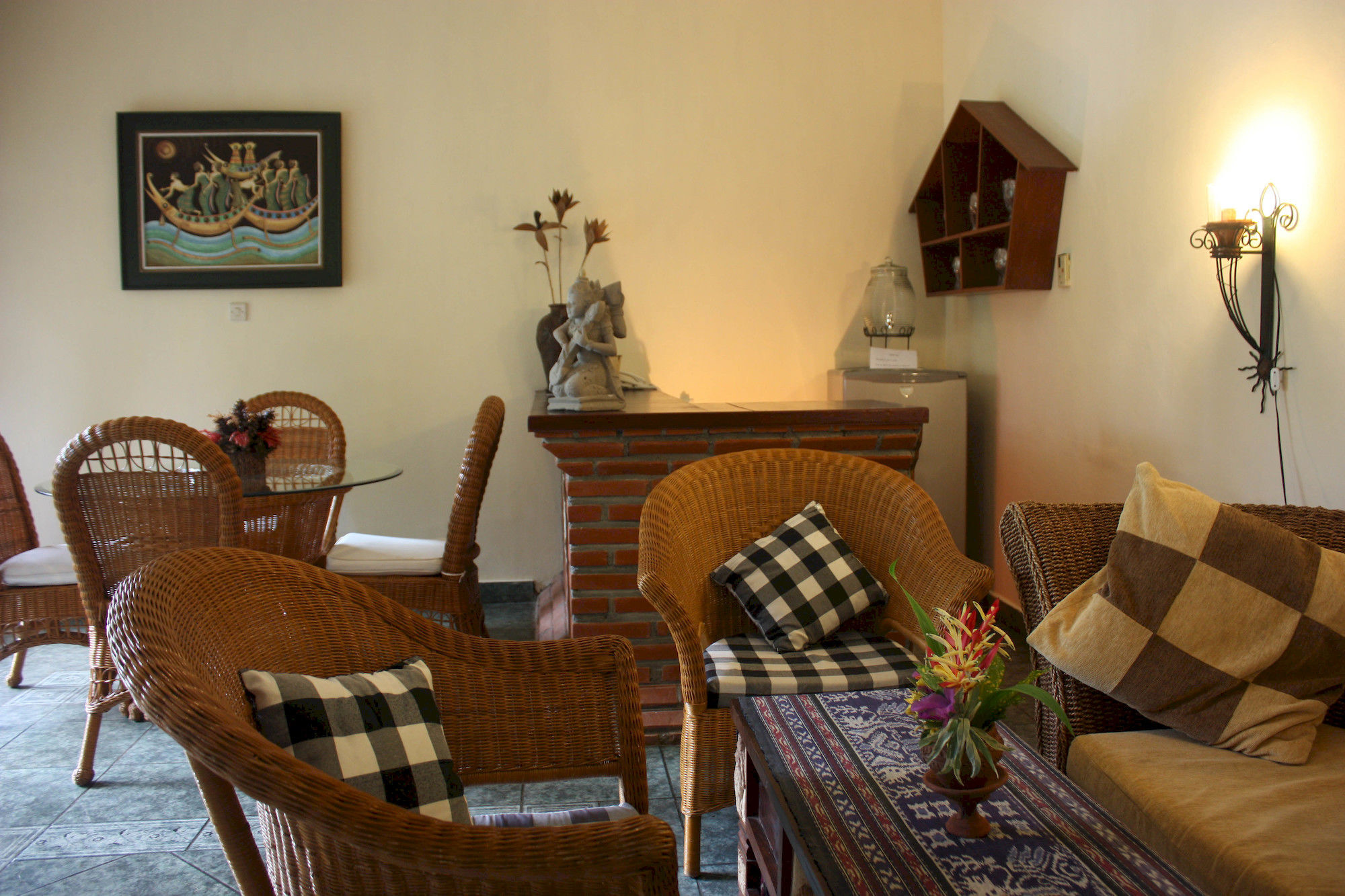 Rambutan Hotel Ловина Экстерьер фото