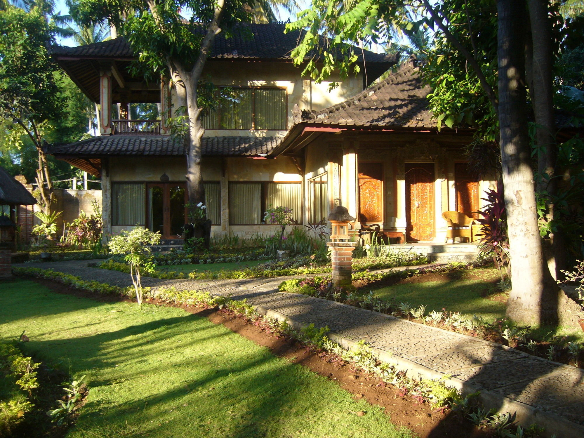 Rambutan Hotel Ловина Экстерьер фото